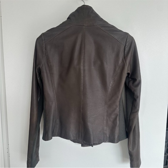 Vince Elegant Brown Goat Leather Jacket - Picture 3 of 16
